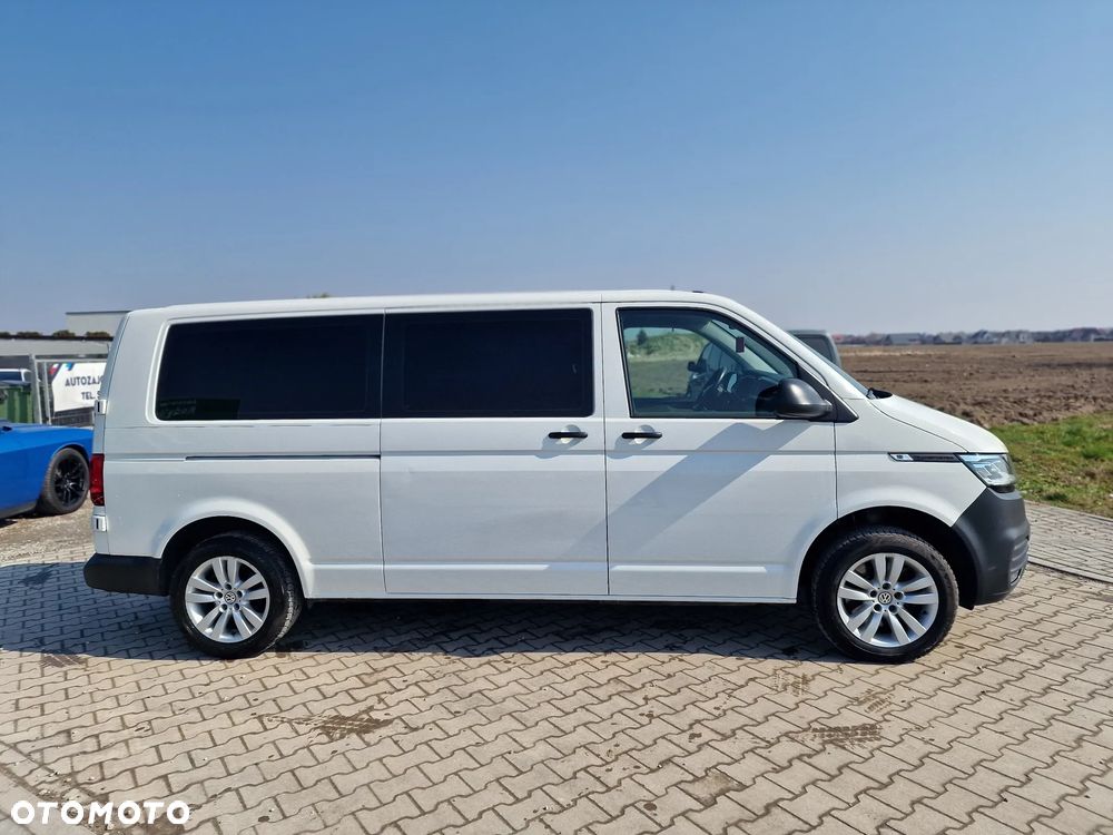 Volkswagen Caravelle 2.0 TDI L2 Highline 4Motion DSG - 8