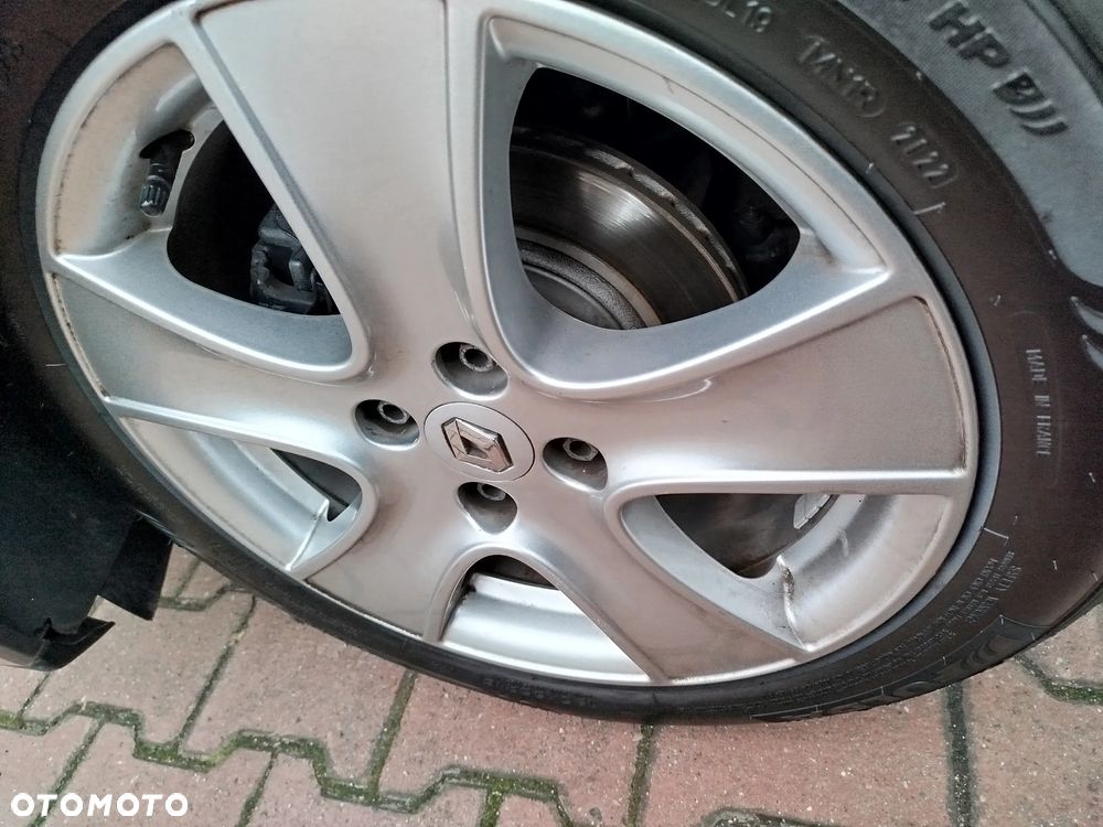 Renault Clio 1.2 16V 75 LIMITED - 16