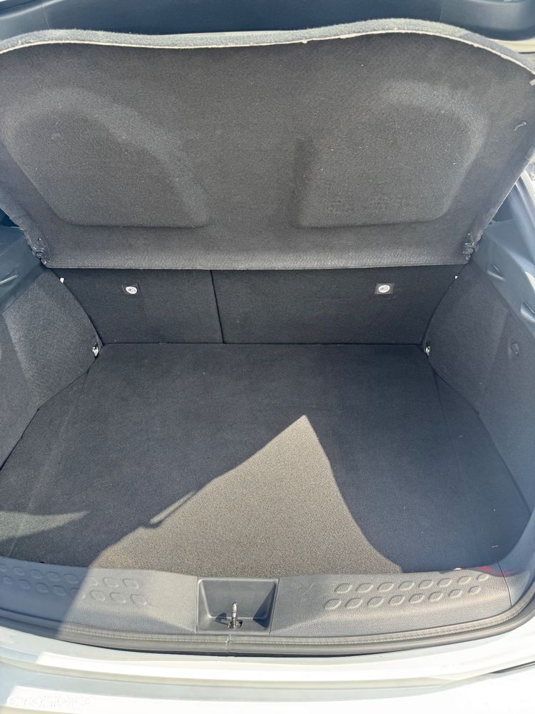 Toyota C-HR 2.0 Hybrid Executive - 12