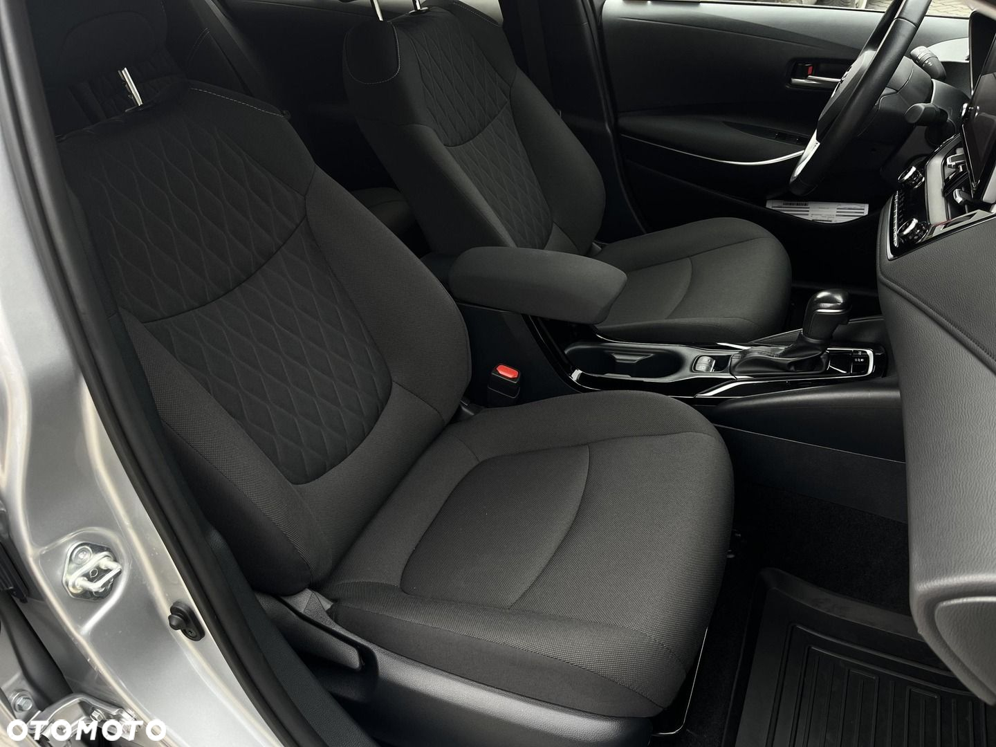 Toyota Corolla 1.5 Comfort MS - 13