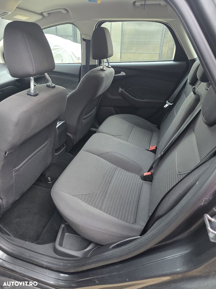Ford Focus 1.5 TDCi DPF Start-Stopp-System Titanium - 4