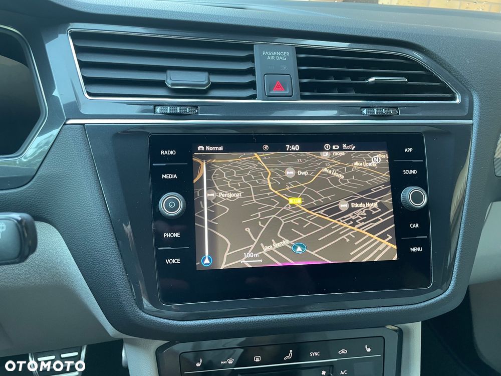 Volkswagen Tiguan Allspace - 36