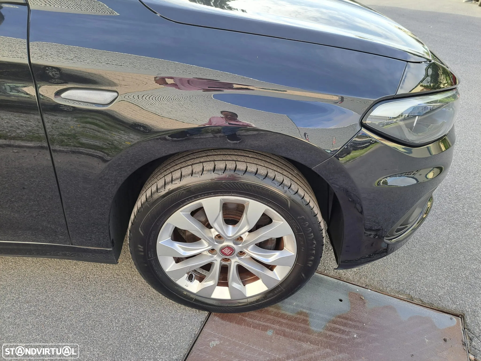Fiat Tipo Station Wagon 1.3 M-Jet Lounge Tech - 16