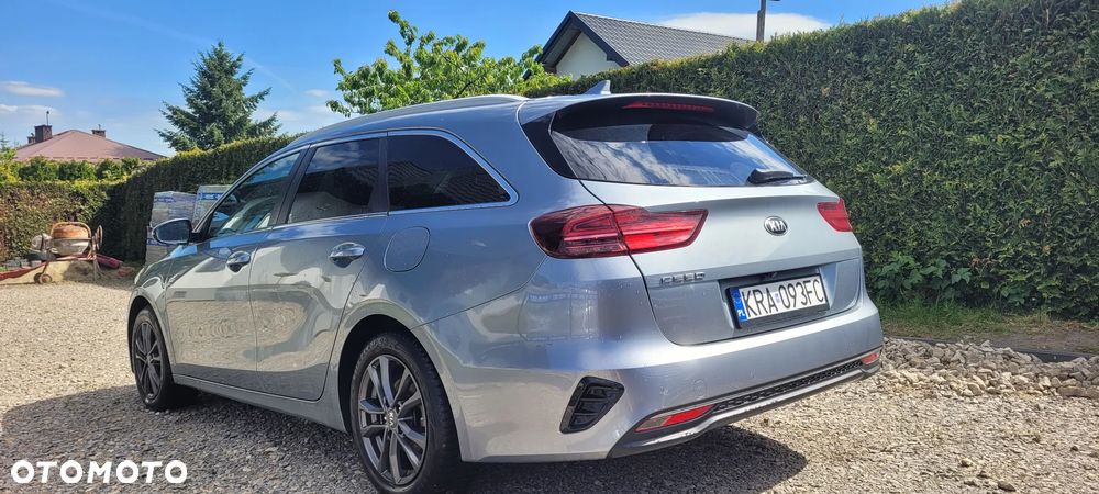 Kia Ceed 1.6 CRDi SCR L Business Line - 4
