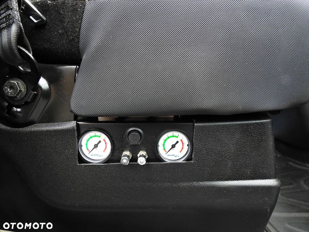 Renault MASTER PLANDEKA 10 PALET WEBASTO TEMPOMAT KLIMATYZACJA LEDY PNEUMATYKA  165KM - 40