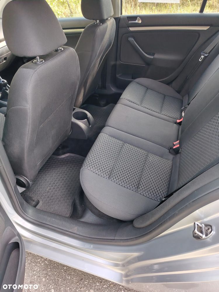 Volkswagen Golf 1.6 TDI BlueMot Trendline - 7