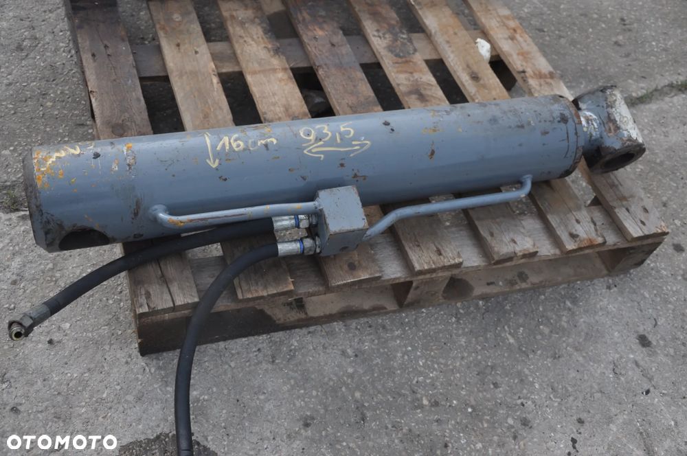 Siłownik hydrauliczny Terex T 350