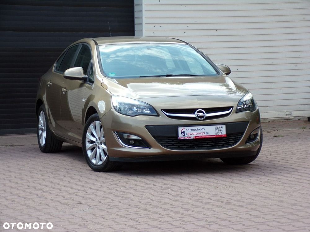 Opel Astra - 2