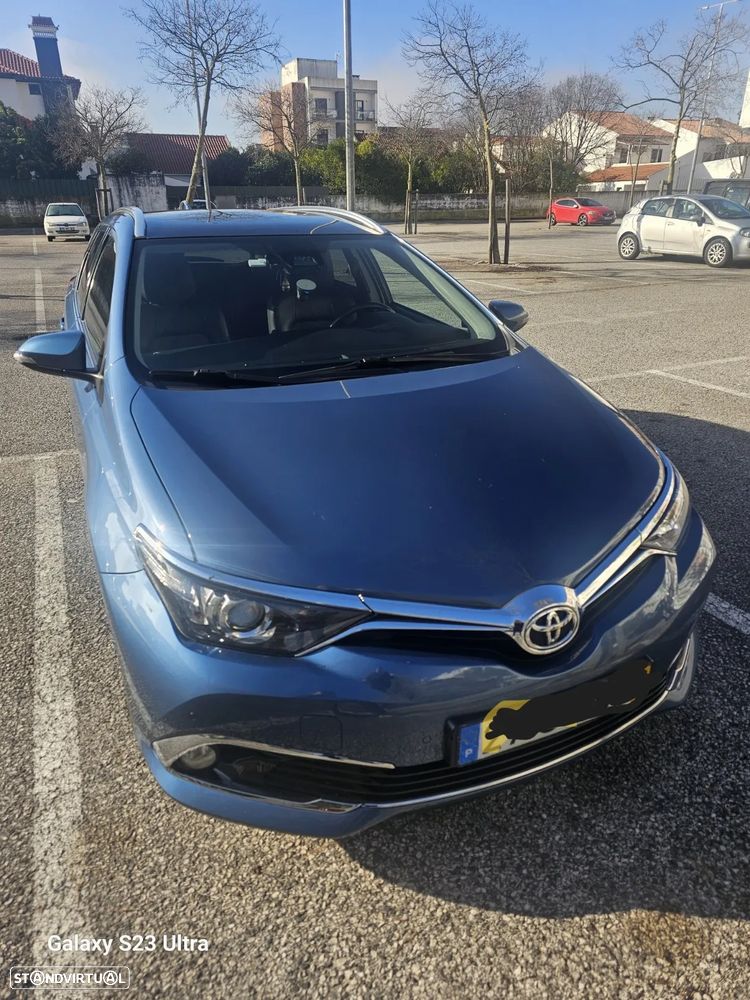 Toyota Auris 1.6 D-4D Exclusive+TSS - 1