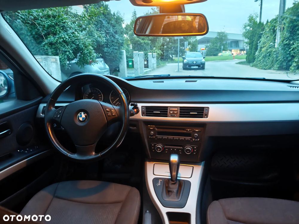 BMW Seria 3 - 12