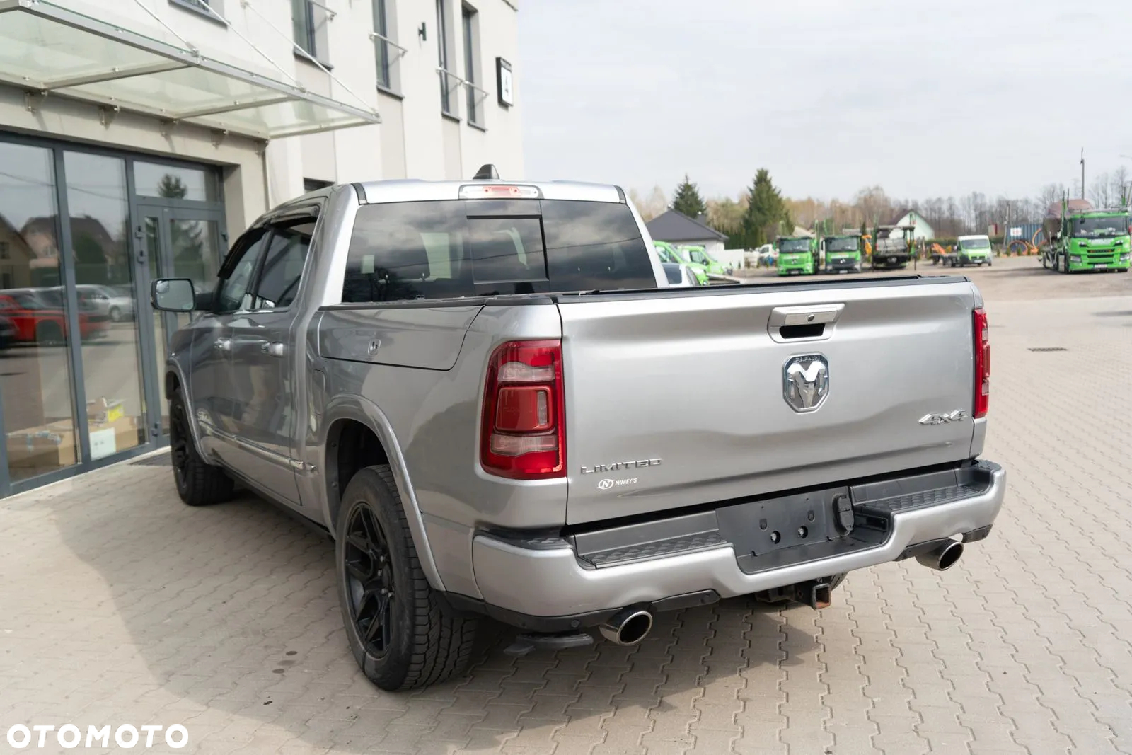 RAM 1500 Crew Cab Limited - 36