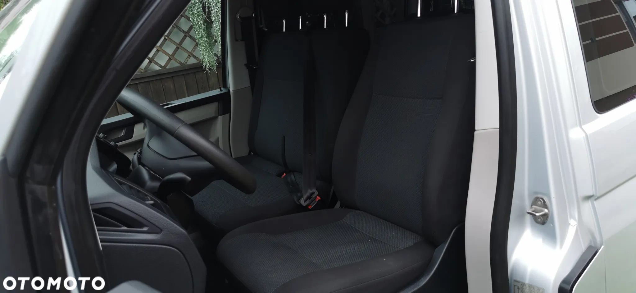 Volkswagen Transporter T6 TDI L1H1 - 28