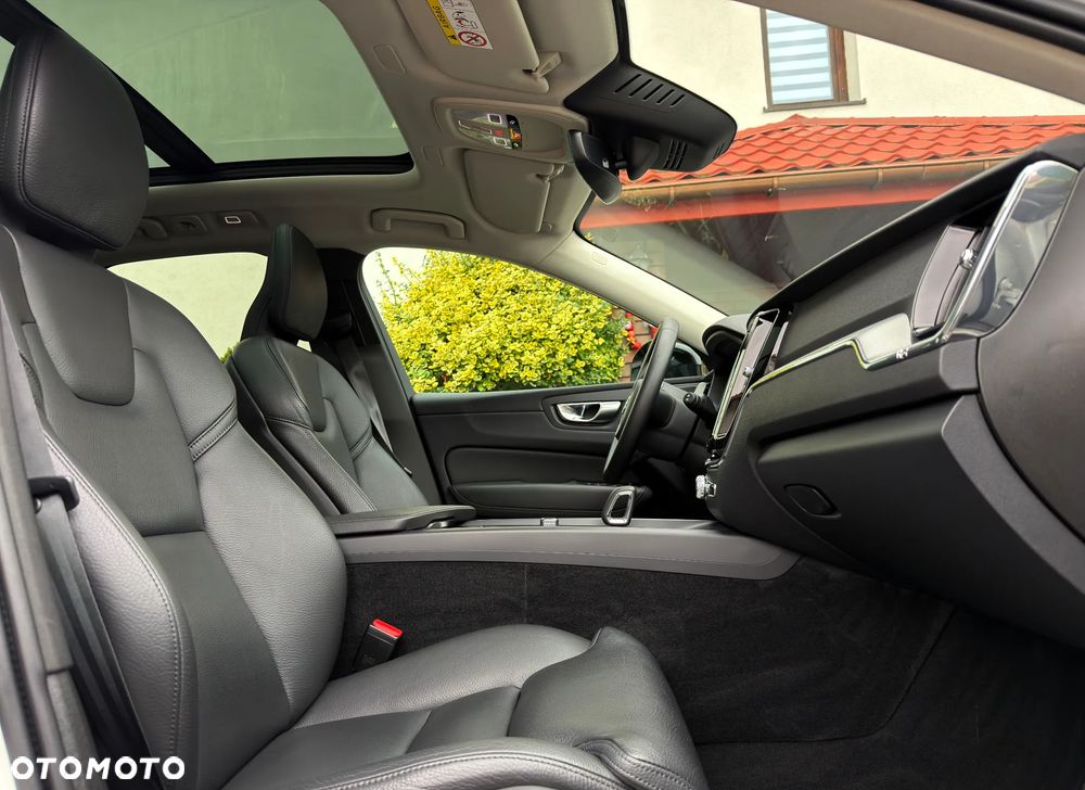 Volvo XC 60 B4 B Geartronic RDesign - 8