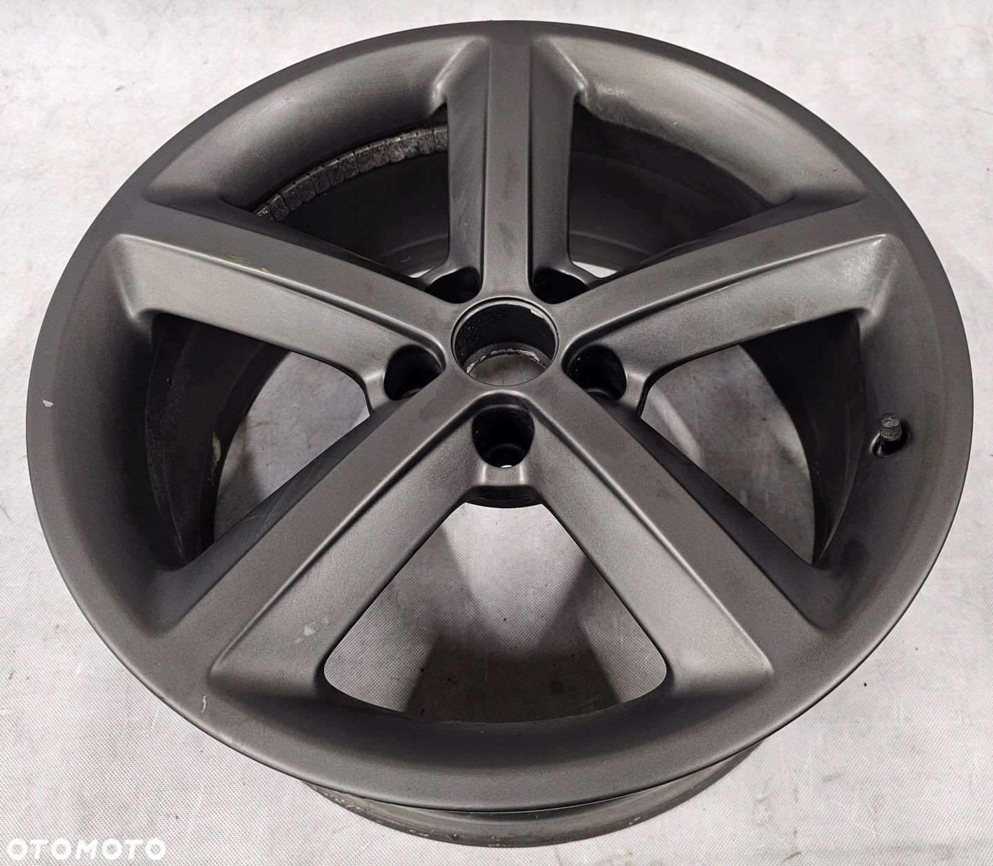 FELGA AUDI A4 RS4 8E0601025AH 7,5x18 ET21 - 1