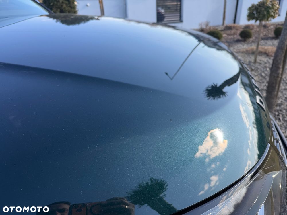 Land Rover Discovery 3.0 TD6 HSE - 16