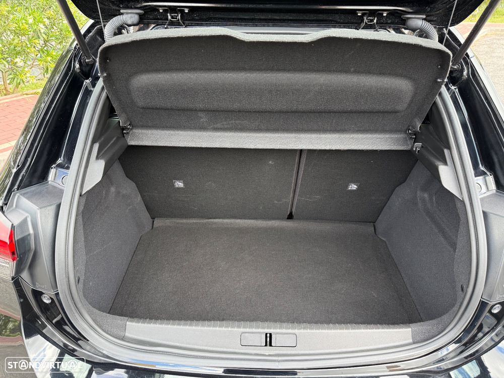 Opel Corsa 1.2 T GS - 36