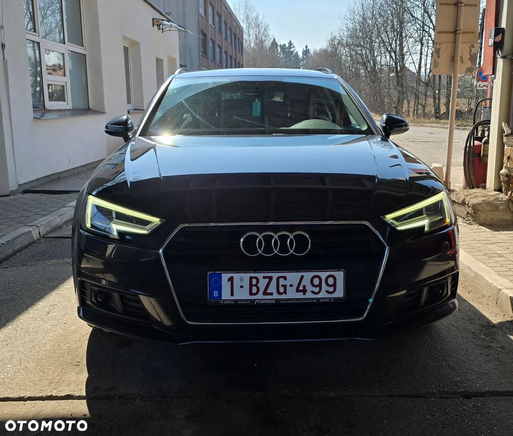 Audi A4 ver-2-0-tfsi-ultra-design-s-tronic - 1
