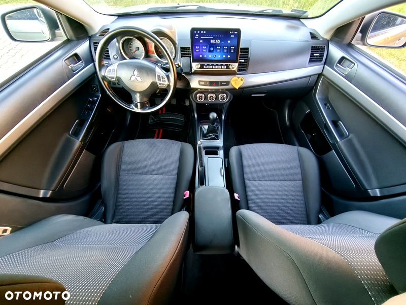 Mitsubishi Lancer 1.8 Instyle NAVI - 6