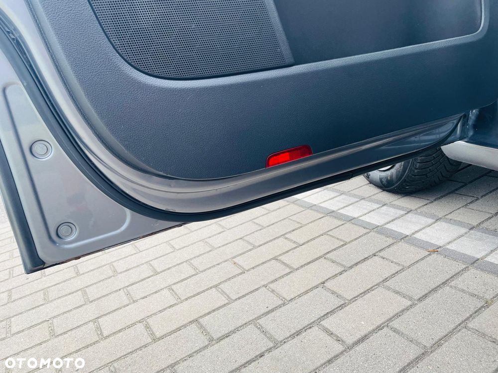 Volkswagen Golf Plus 1.6 Team - 17