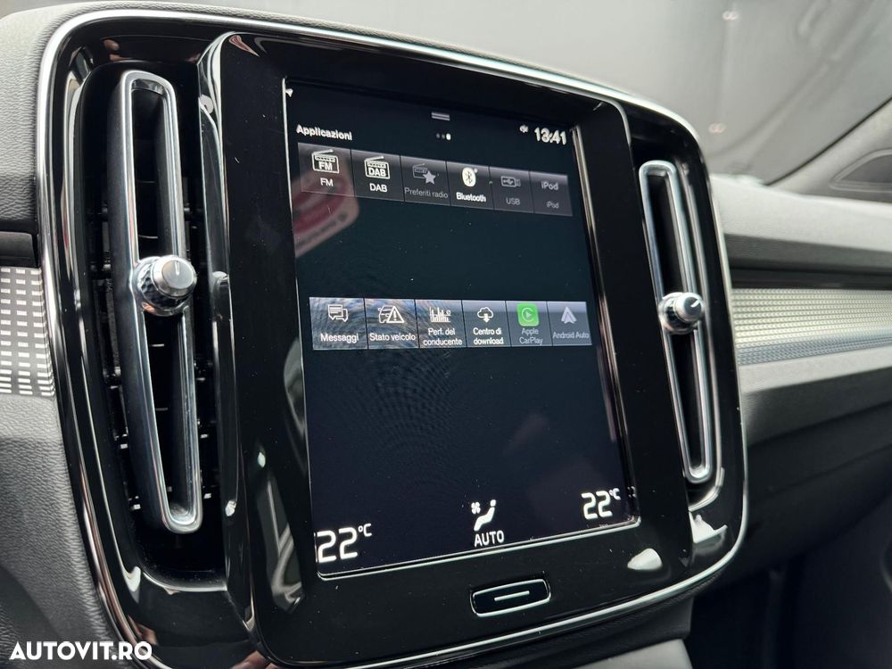 Volvo XC 40 B4 AT8 AWD Mild Hybrid R-Design - 18