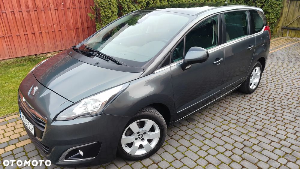 Peugeot 5008 HDI FAP 115 Allure - 14