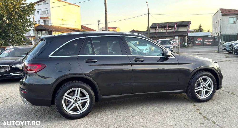 Mercedes-Benz GLC - 9