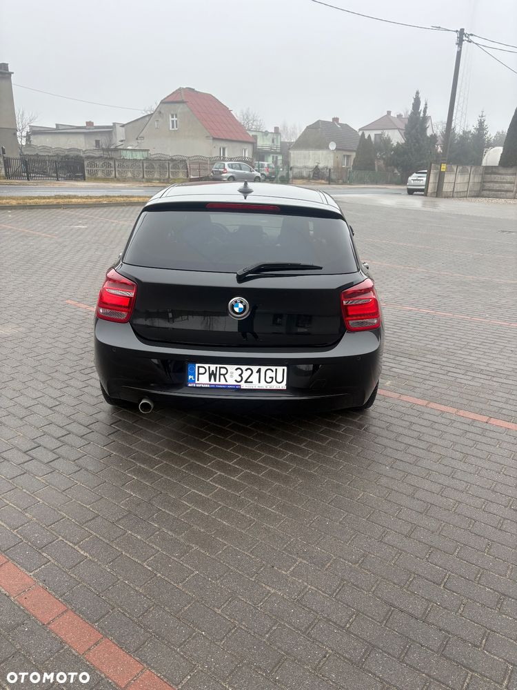 BMW Seria 1 118d DPF - 4