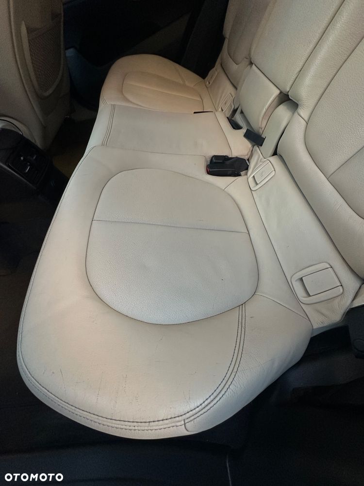 BMW X1 xDrive18d - 9