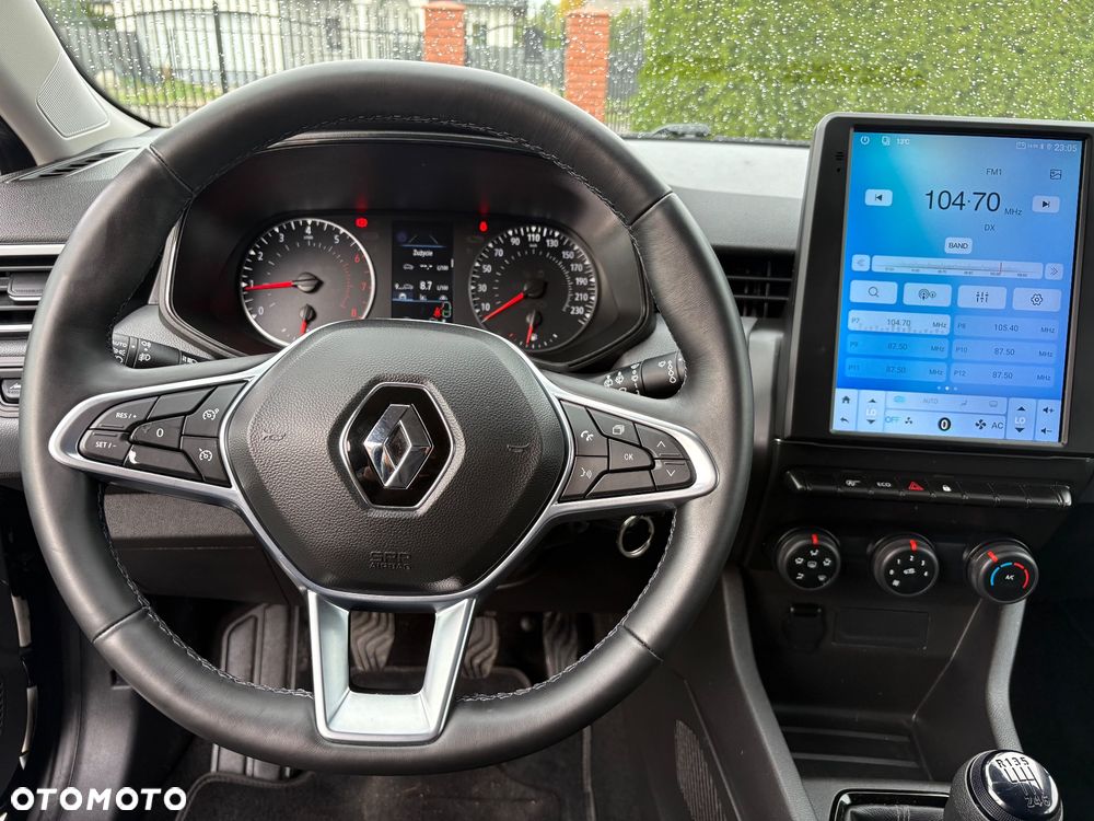 Renault Clio - 12