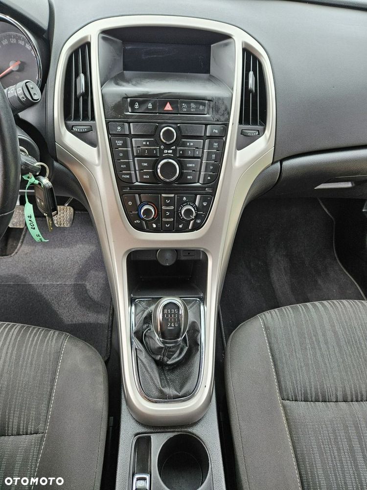 Opel Astra - 13