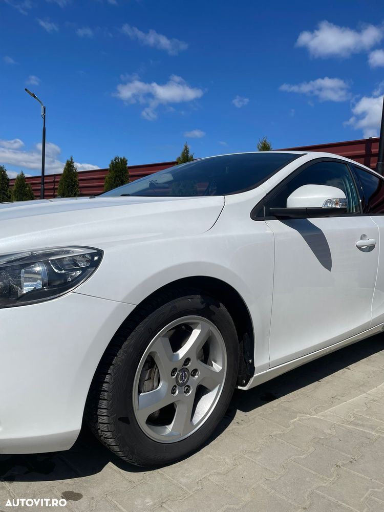 Volvo V40 D4 VEA Momentum - 8