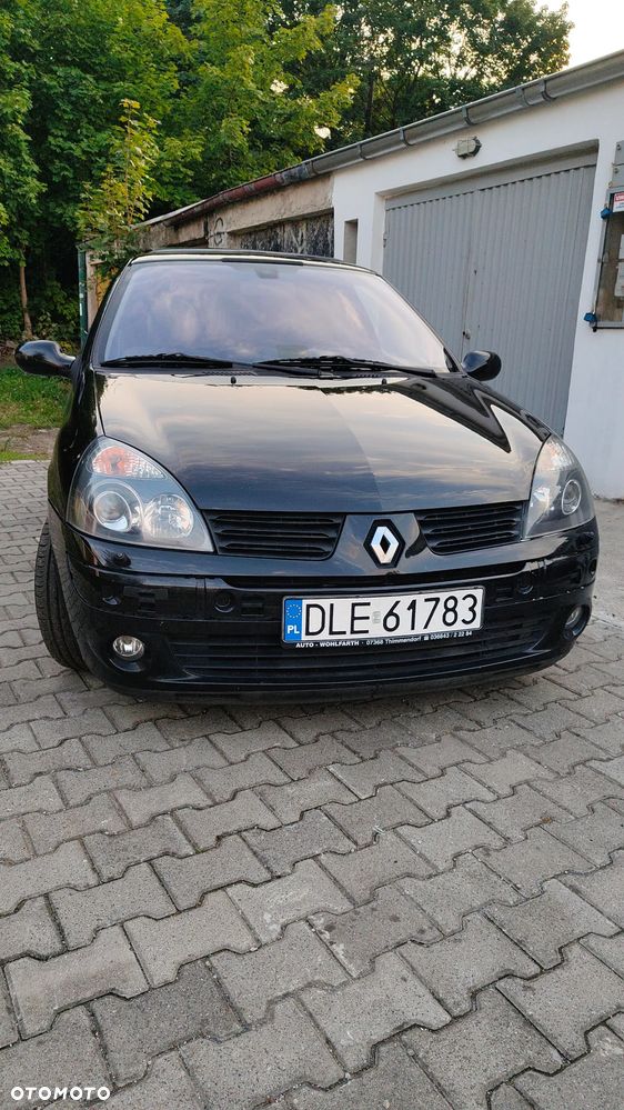 Renault Clio - 25