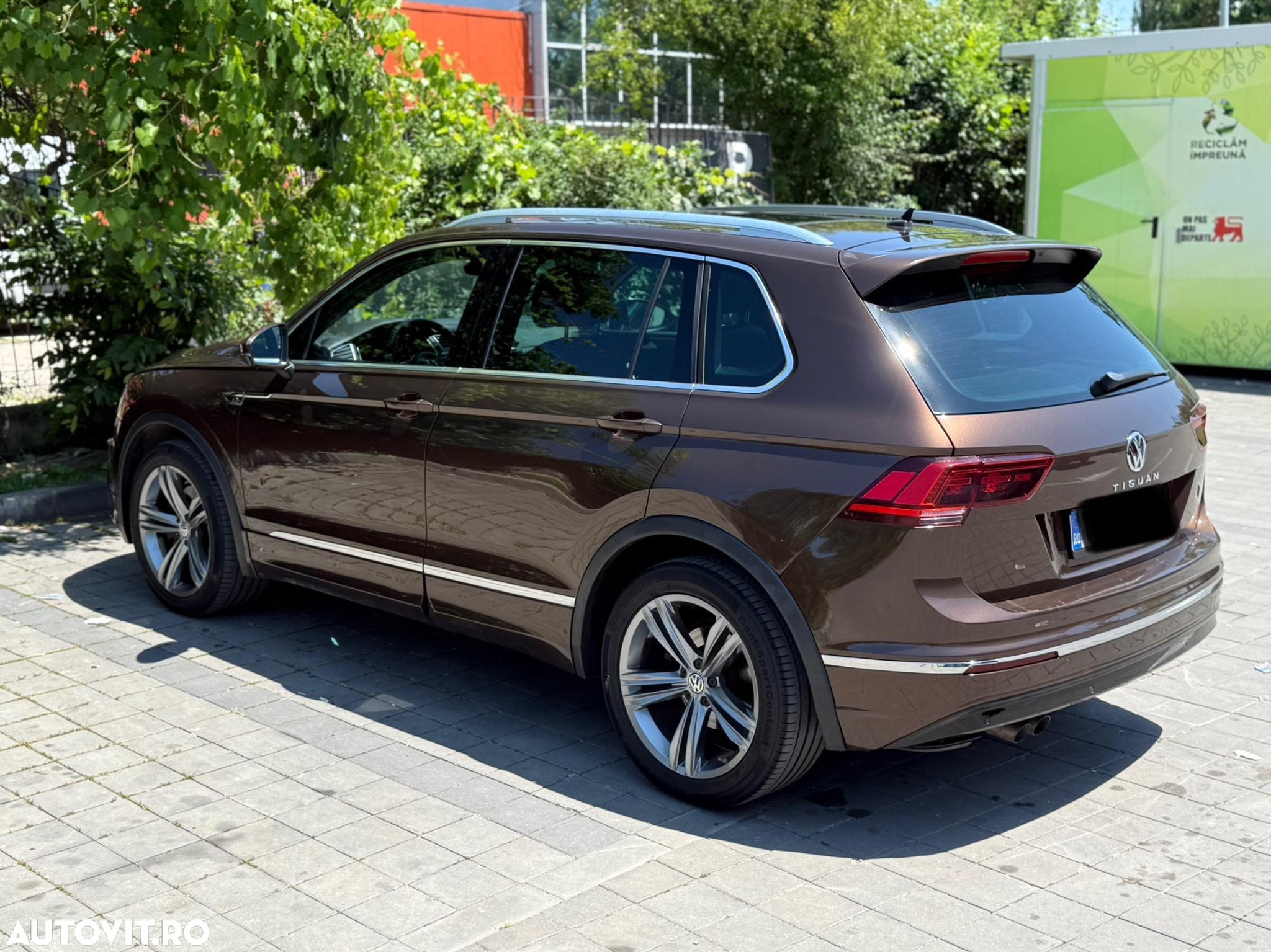 Volkswagen Tiguan - 5