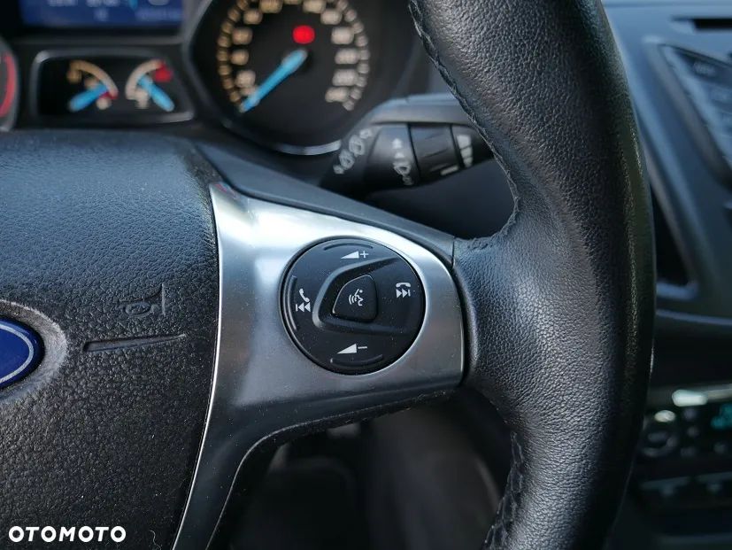 Ford Kuga 2.0 TDCi 4x4 Titanium - 14