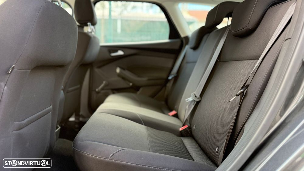 Ford Focus 1.0 EcoBoost S&S SYNC Edition - 11