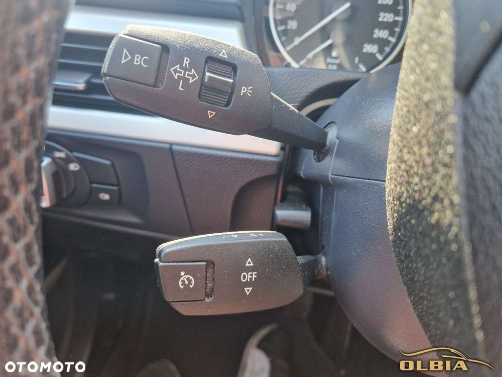 BMW Seria 3 - 33