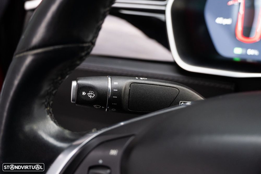 Tesla Model S Long Range AWD - 31