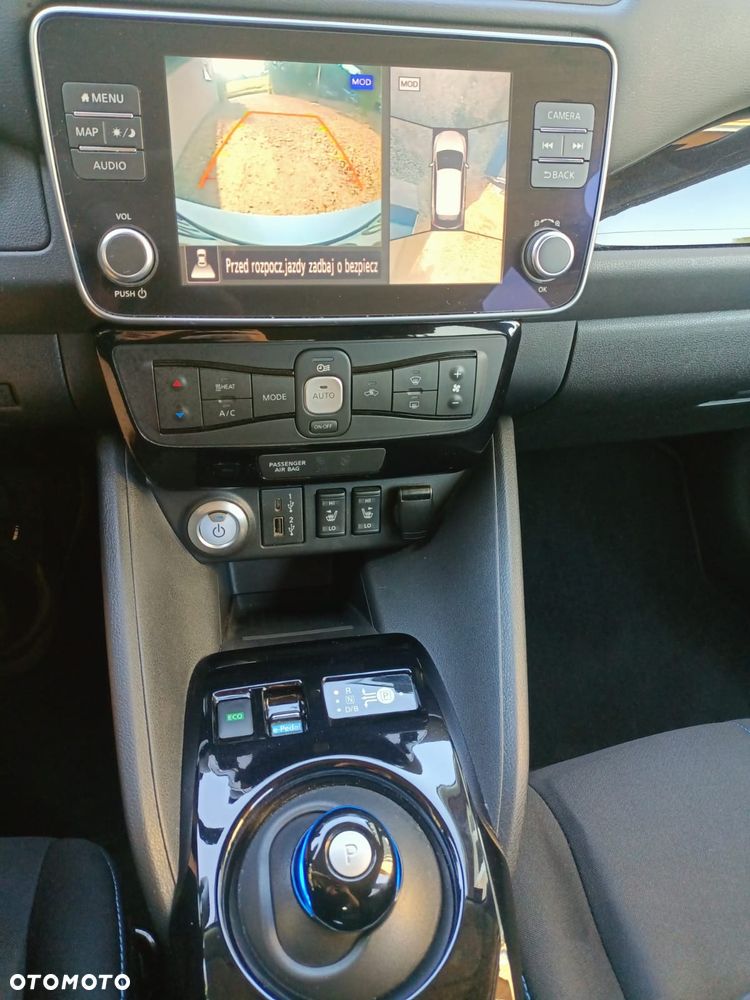 Nissan Leaf - 11