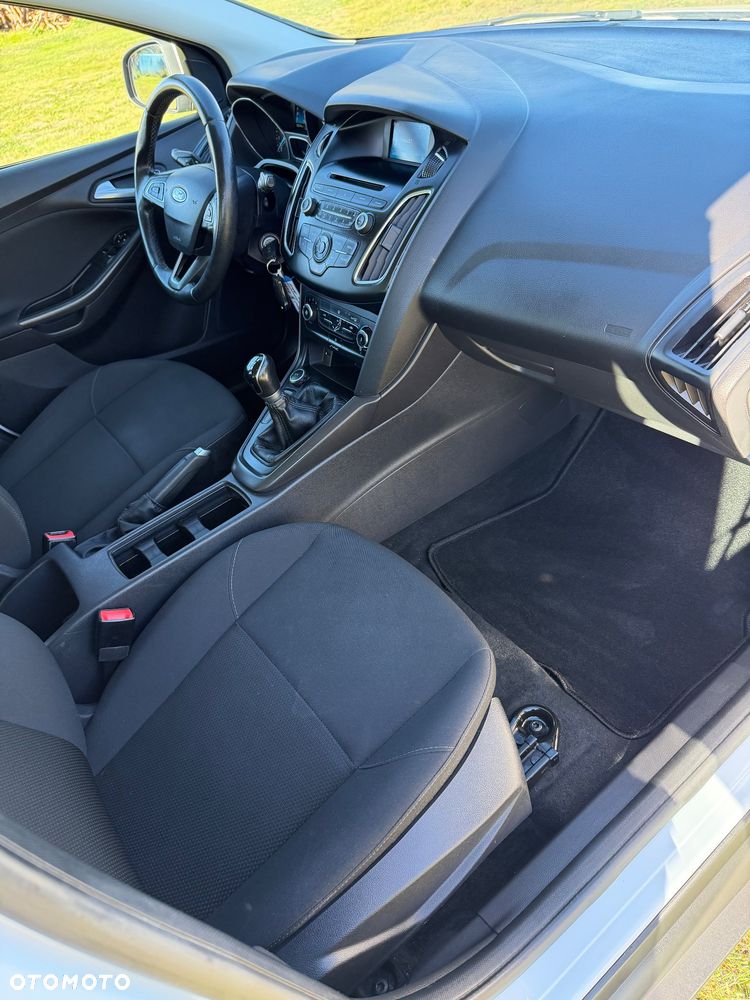 Ford Focus - 18