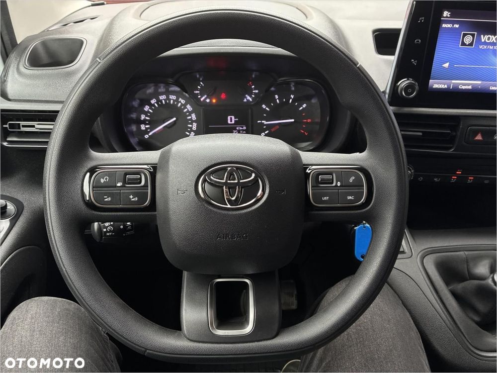 Toyota Proace City 1.2 D-4T 2,3t Active - 16