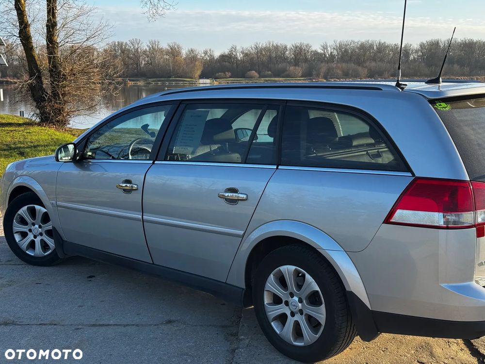 Opel Vectra 1.9 CDTI - 6