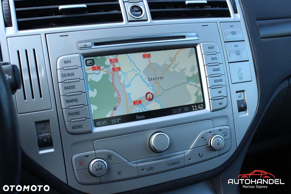 Ford Kuga - 17