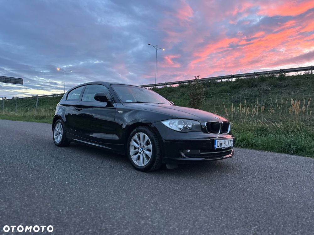 BMW Seria 1 118d Sport Line - 1