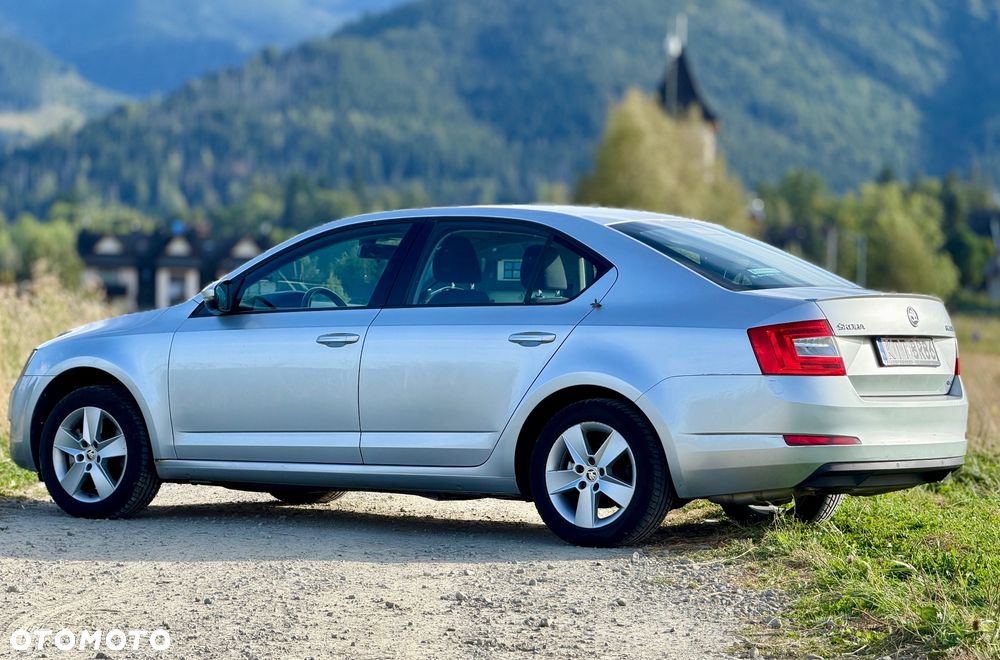 Skoda Octavia 1.8 TSI 4x4 Style DSG - 5