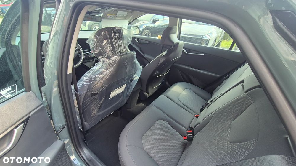 Kia Niro 1.6 GDI Hybrid M - 14