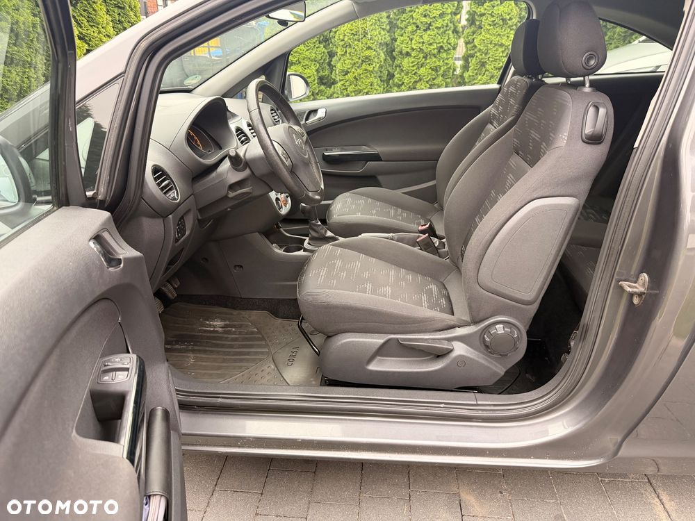 Opel Corsa 1.4 16V Selection - 13