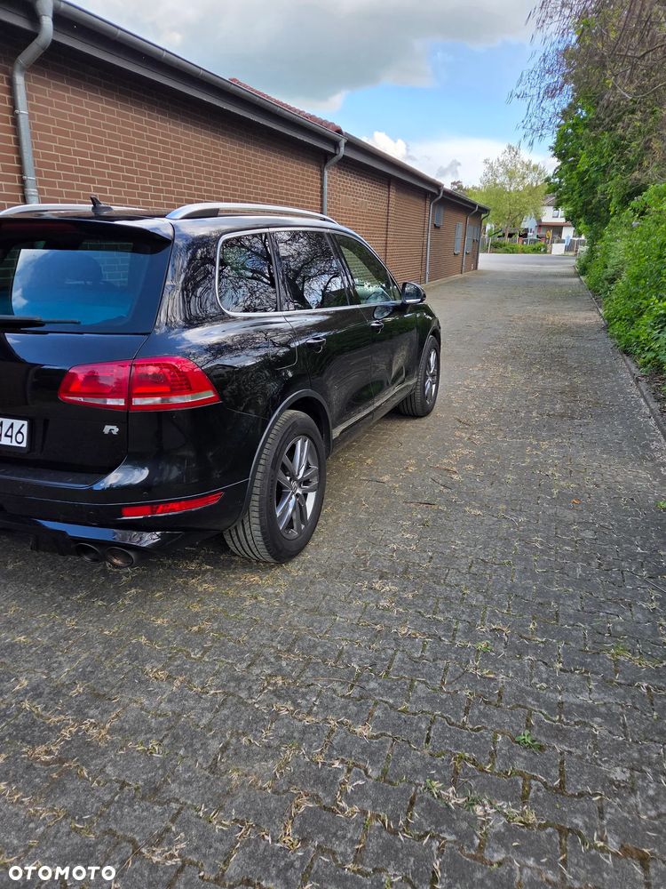 Volkswagen Touareg 3.0 V6 TDI BMT R-Style - 4