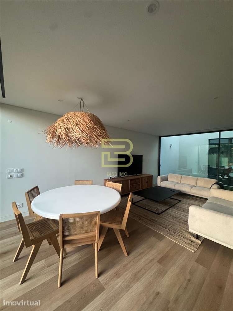 Moradia V3 de luxo no coração de Vilamoura