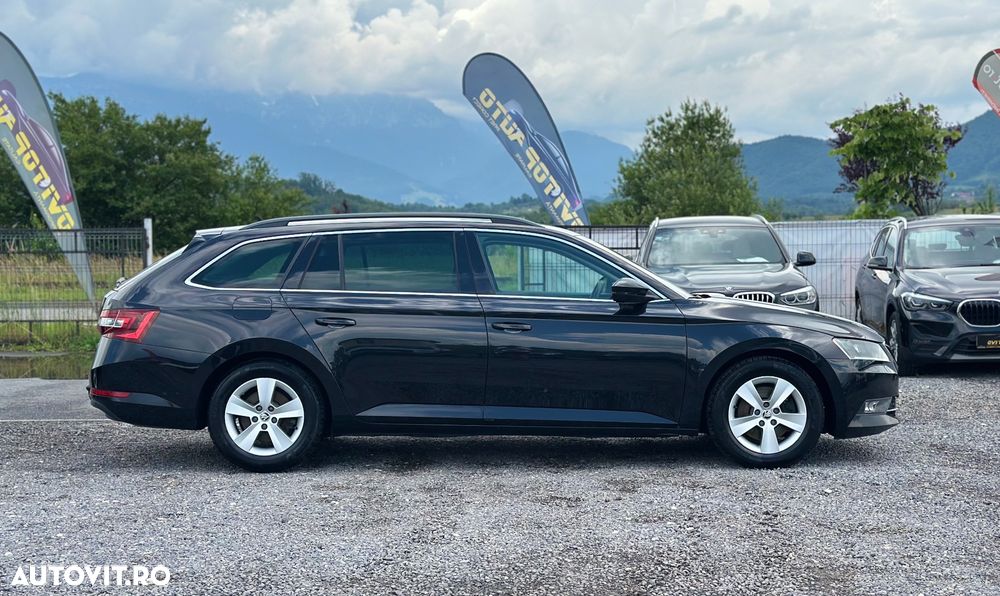 Skoda Superb 1.6 TDI DSG Ambition - 11