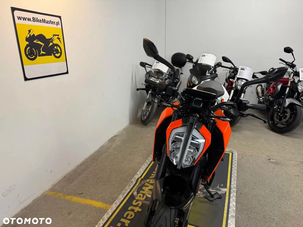 KTM Duke - 33